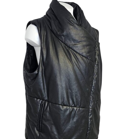 Danier Womens Genuine Leather Matte Black Aysymmetrical Vest, Thinsulate, XL - Picture 2 of 10